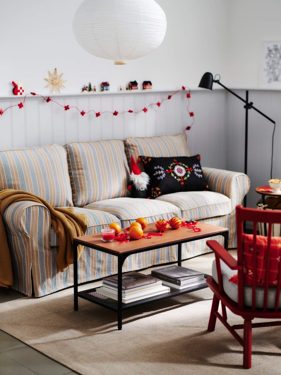 IKEA Christmas Collection 2023: A Touch of Winter Coziness 14 ikea-living-room-christmas-decorations-nordroom