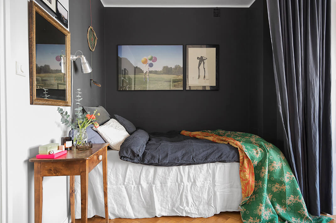 53 Studio Apartments with a Curtain Room Divider 22 moody-dark-gray-bed-nook-curtain-divider-nordroom