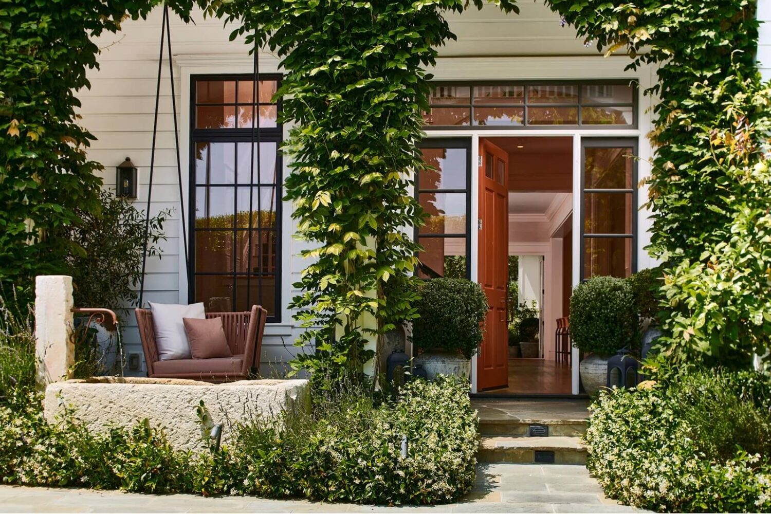 17 Shades of Pink in Fredrik Eklund's Beverly Hills Home 29 outdoor-terrace-beverly-hills-mansion-nordroom