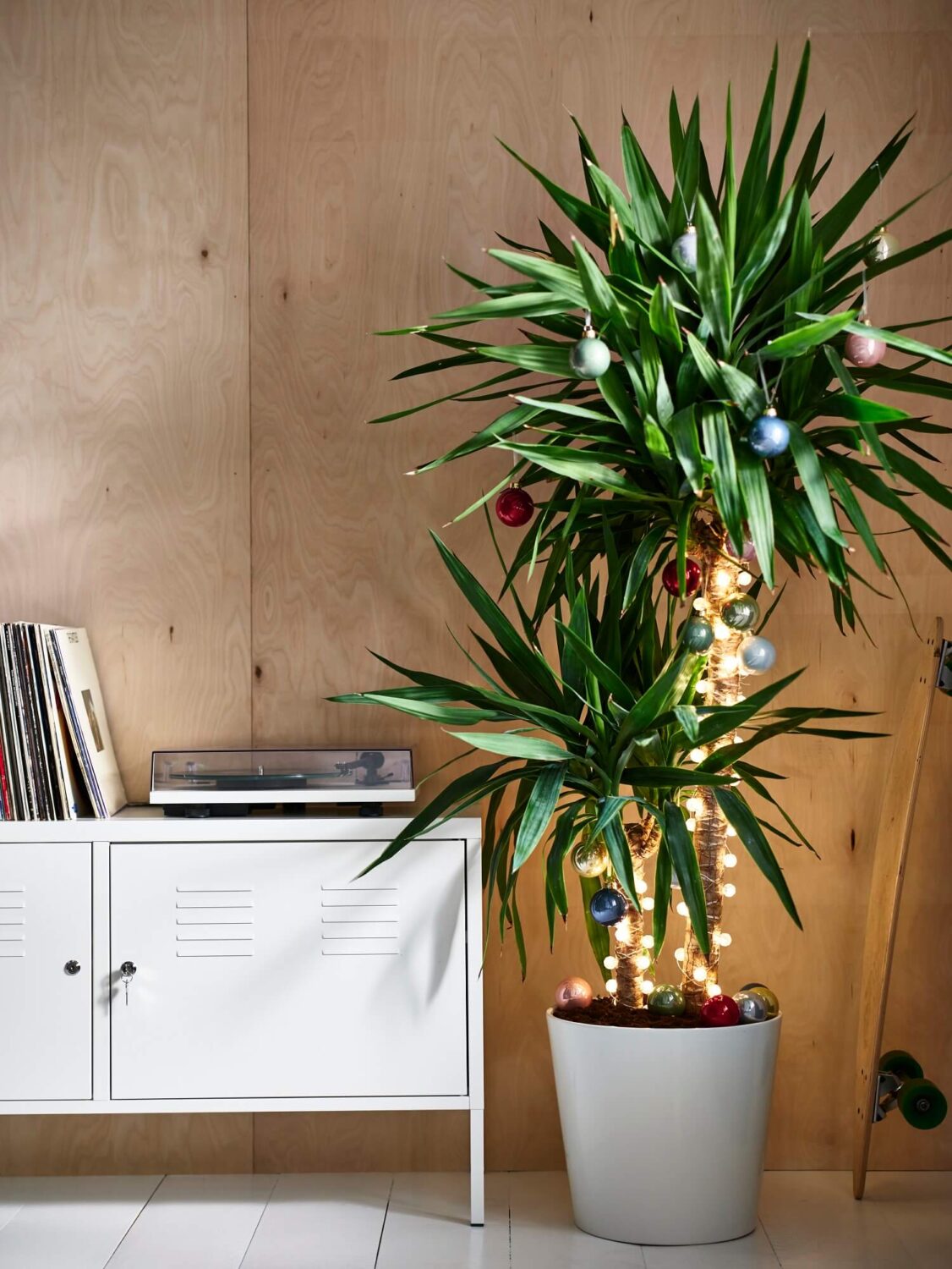 IKEA Christmas Collection 2023: A Touch of Winter Coziness 26 potted-plant-with-christmas-lights-nordroom