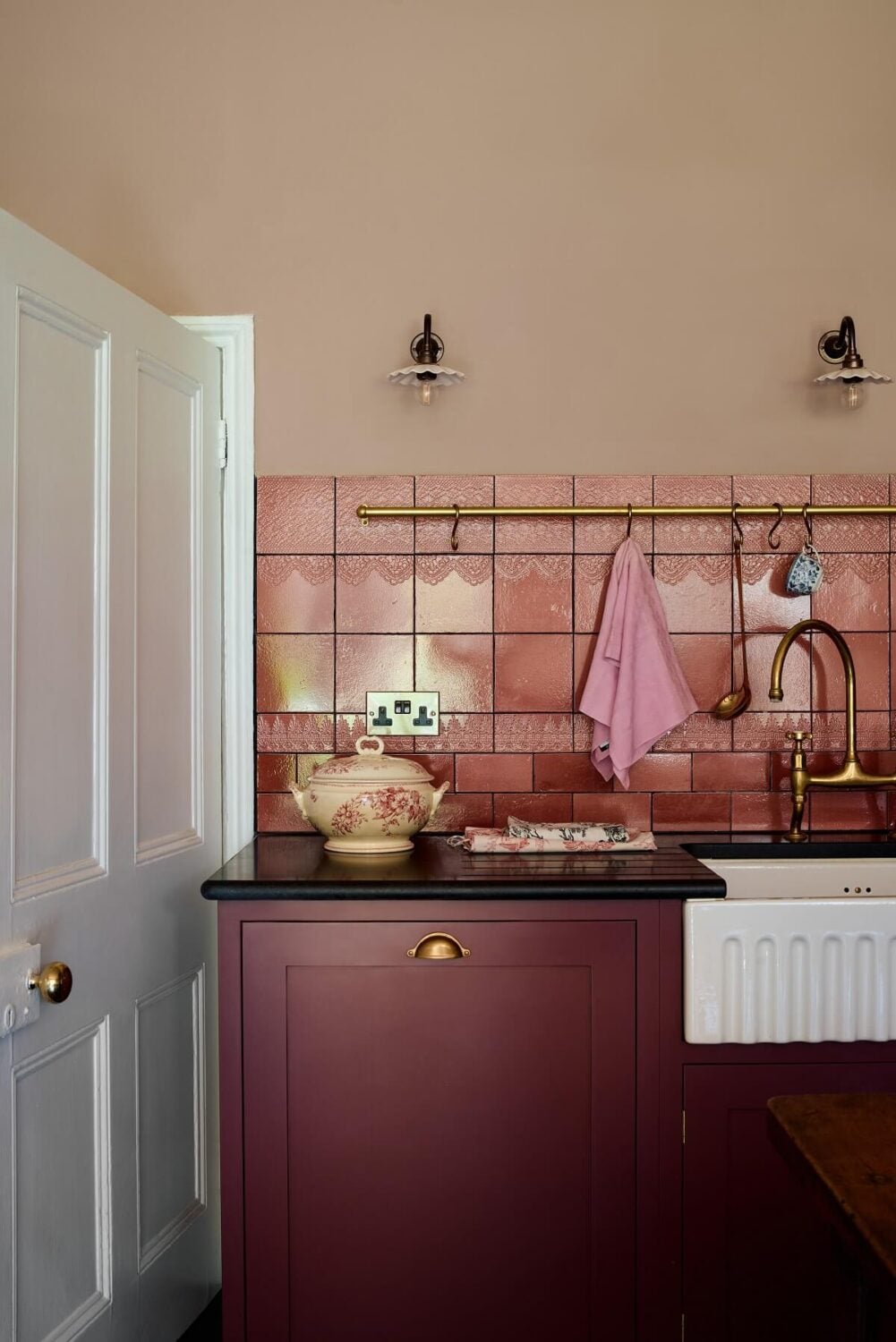 An English Country House Kitchen with Pink Tiles 3 rose-lace-market-tiles-devol-nordroom