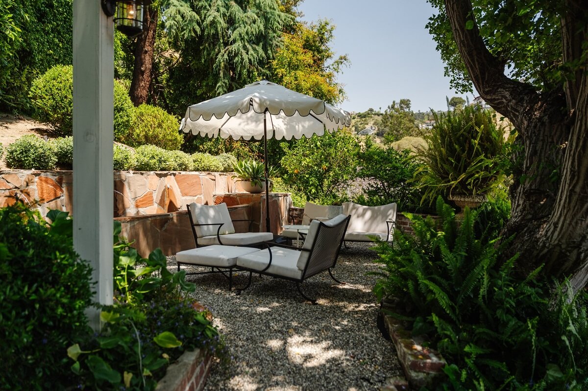 Black Accents in a Traditional Los Angeles Home 44 secluded-lounge-area-garden-nordroom