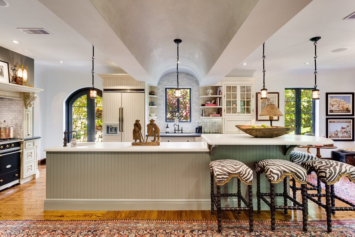 A Beautiful Spanish Style Home in Florida 5 social-kitchen-island-breakfast-bar-nordroom