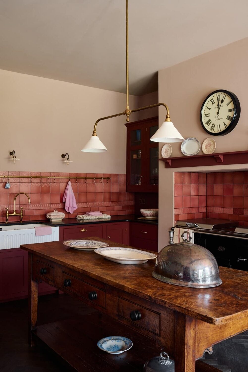An English Country House Kitchen with Pink Tiles 4 vintage-prep-table-island-devol-kitchen-pink-tiles-nordroom