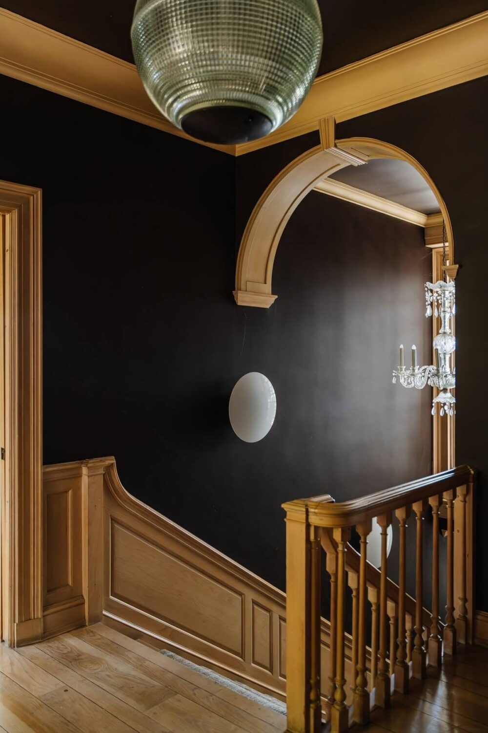 Black Accents in a Traditional Los Angeles Home 19 wooden-staircase-black-walls-nordroom