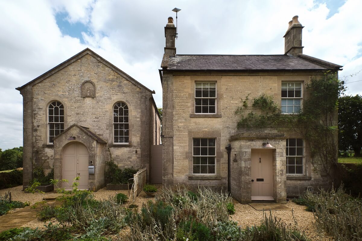 A Beautiful Chapel Conversion in England 1 Chapel-House-england