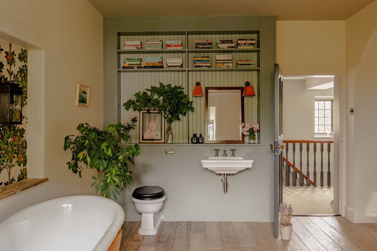 A Colorful Renovated Country House by Clarence & Graves 22 bathroom-built-in-shelves-nordroom