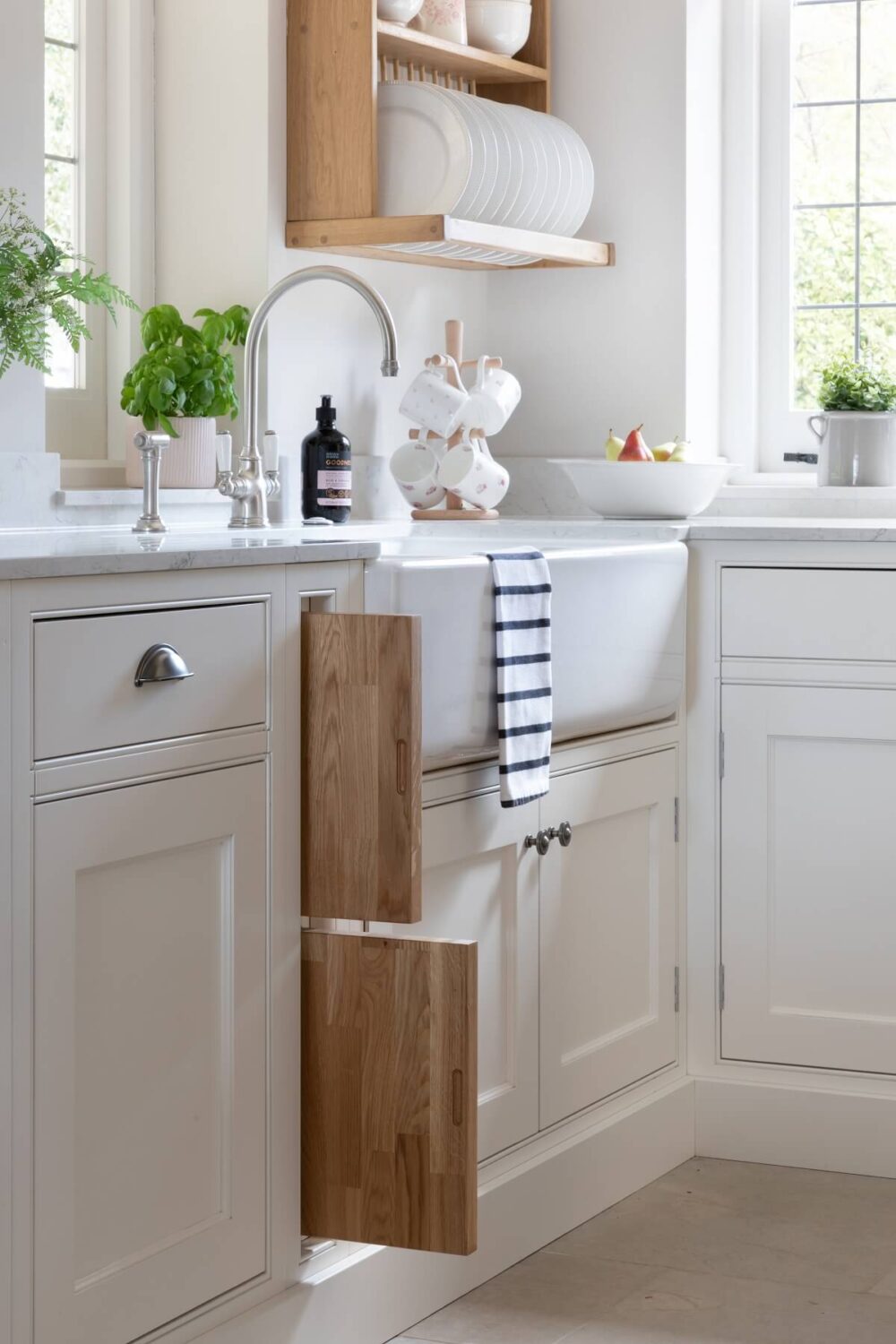 A Light and Social Country Kitchen by The Myers Touch 9 cutting-boards-storage-light-country-kitchen-nordroom