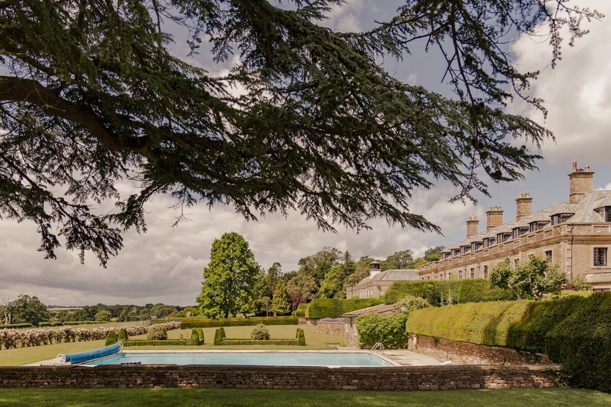 A Colorful Renovated Country House by Clarence & Graves 27 garden-swimming-pool-Redlynch-House-somerset-nordroom