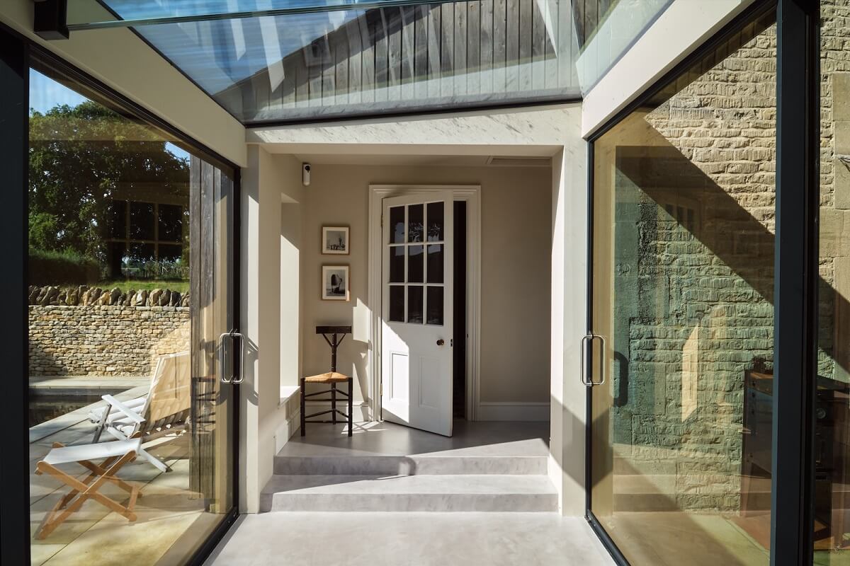 A Beautiful Chapel Conversion in England 9 glass-connection-between-two-historic-buildings-nordroom