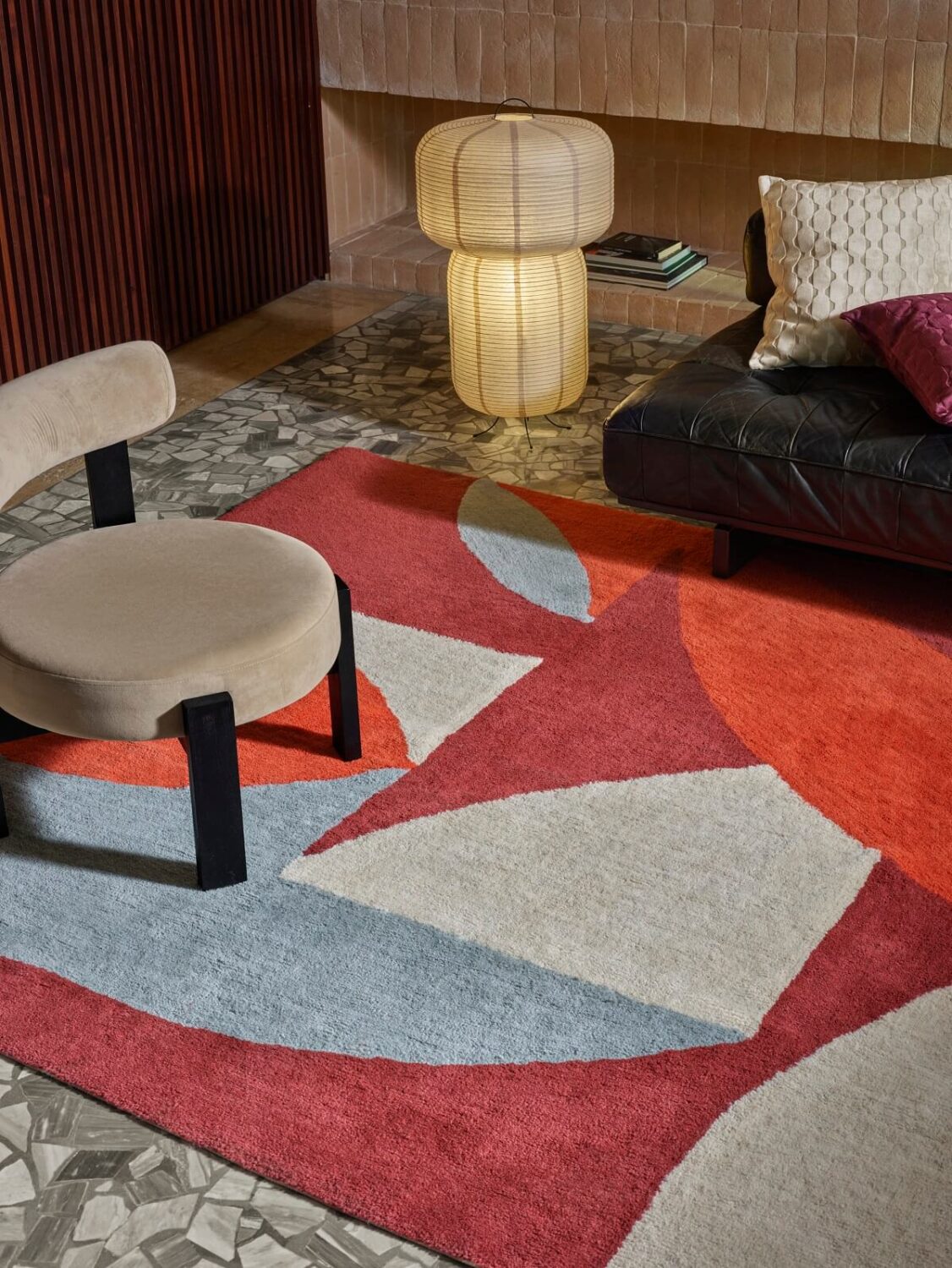 H&M Home Fall Collection: Modern, Eclectic, and Cool 8 hm-home-fall-collection-colorful-rug-living-room