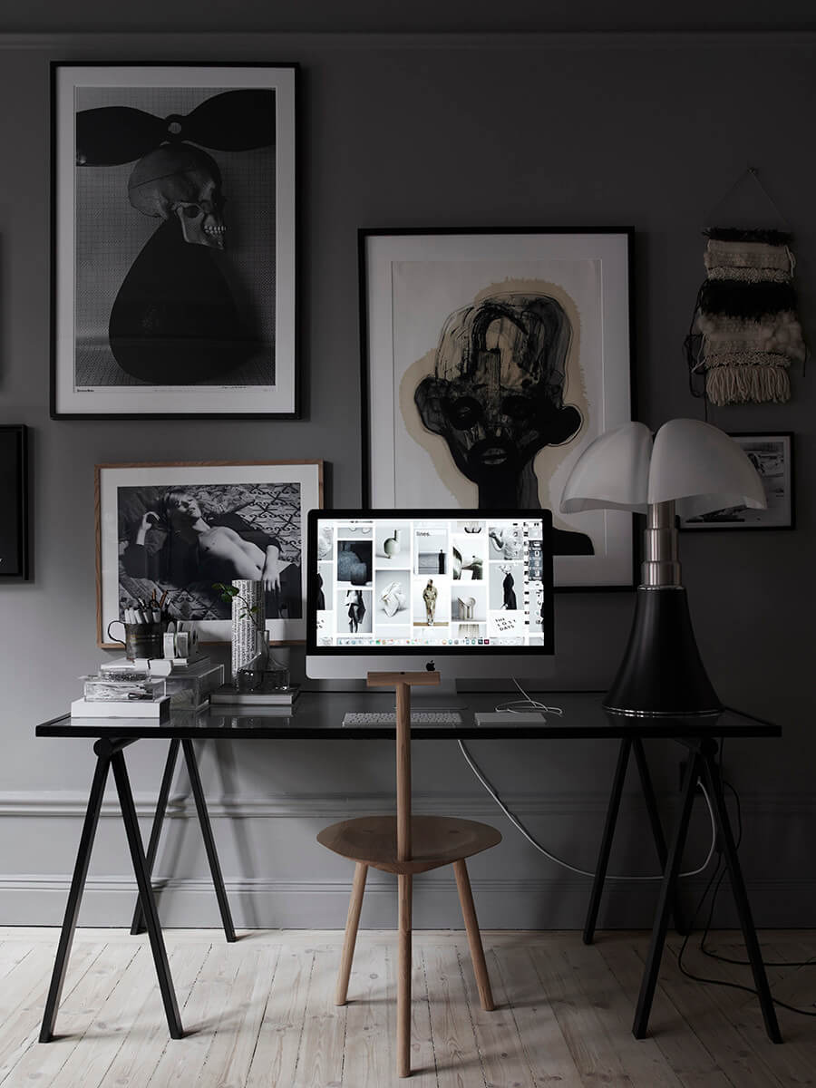 Behr Color of the Year 2024: Cracked Pepper 16 home-office-dark-gray-walls-lotta-agaton-nordroom