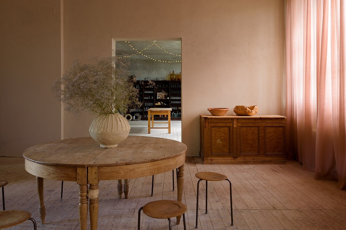 Natural Colors in a Swedish School Conversion 18 soft-colored-gallery-space-nordroom