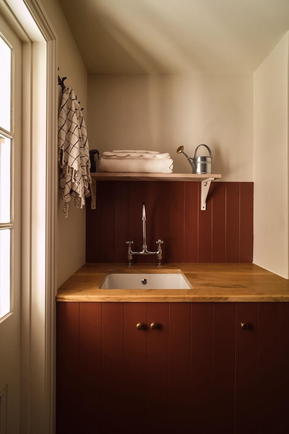 A Beautiful Chapel Conversion in England 22 utility-room