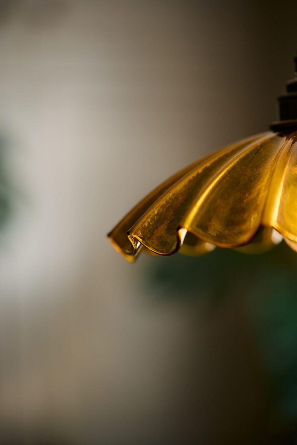 Interior Design Trends for 2024: Comfort, Nature, and Warmth 6 Frilly-Chartreuse-Light-deVOL-interior-design-trends-2024-nordroom