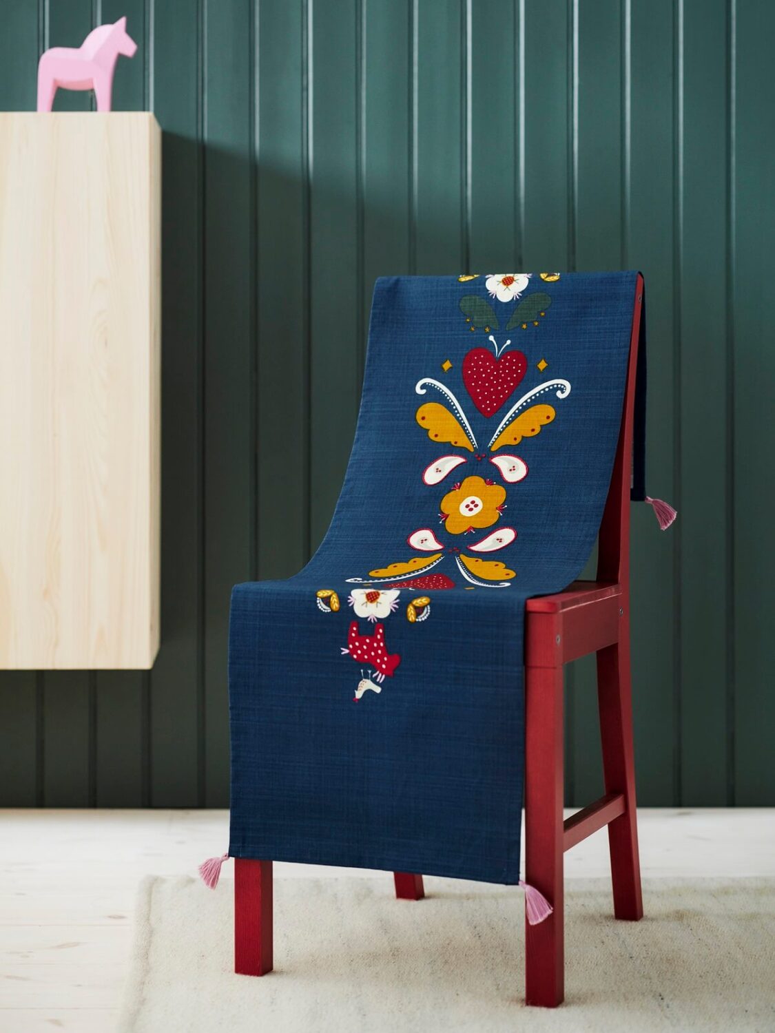 New IKEA Products October 2023: Bold Colors & Rustic Designs 15 IKEA_SLATTIKA-runner-nordroom