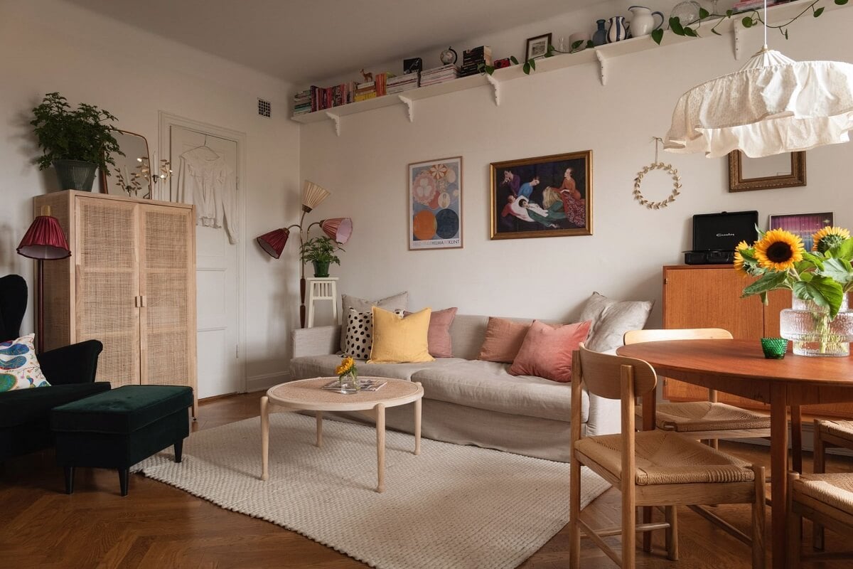 A Lovely Swedish Apartment with William Morris Bedroom 7 Velvet-green-chair-living-room-shelf-nordroom
