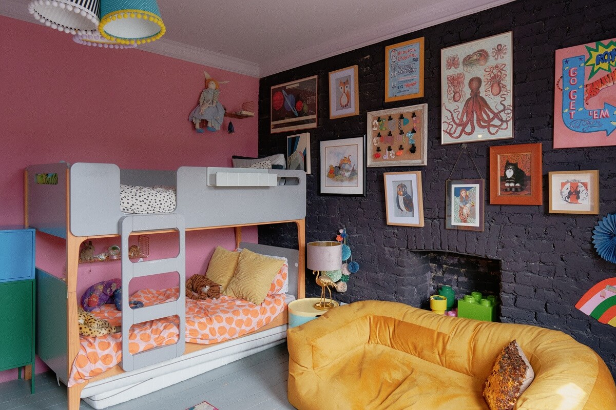A Fun Colorful Family House in England 24 bedroom-bunk-beds-dark-gray-brick-wall-nordroom