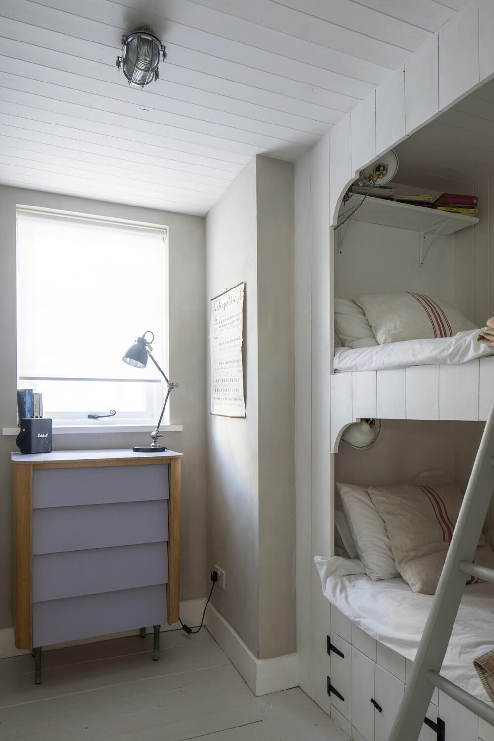A Bright Coastal Home with Blue Color Accents in England 12 bunk-beds-coastal-home-england