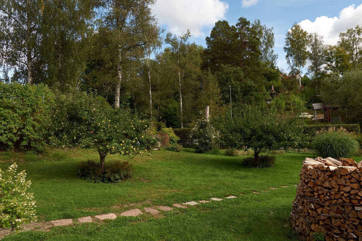 A Beautiful Swedish Country House with a Large Garden 43 garden-historic-swedish-house