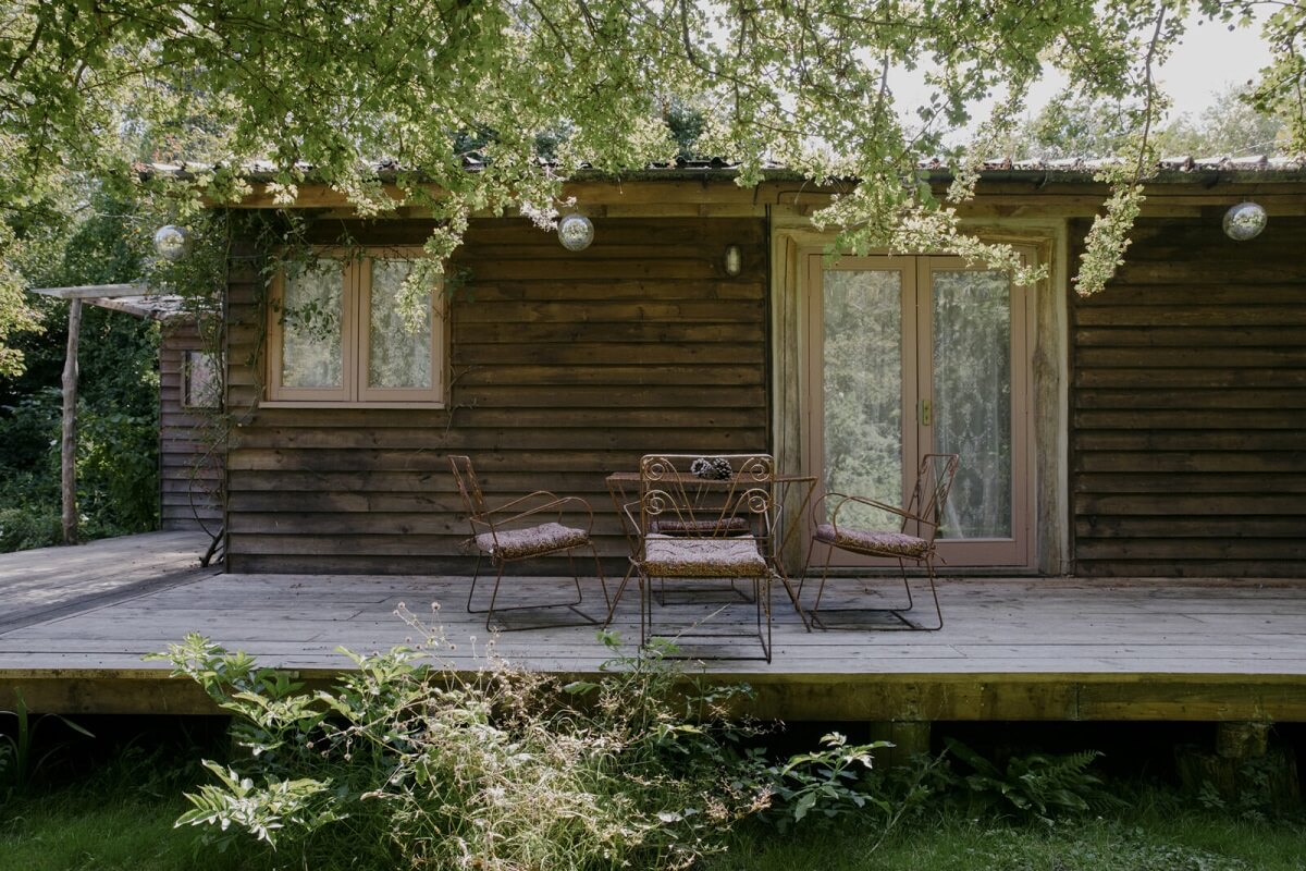 Pearl Lowe's Vintage Boho English Beach House is For Sale 18 guest-house-cabin-pearl-lowe-english-beach-house-nordroom