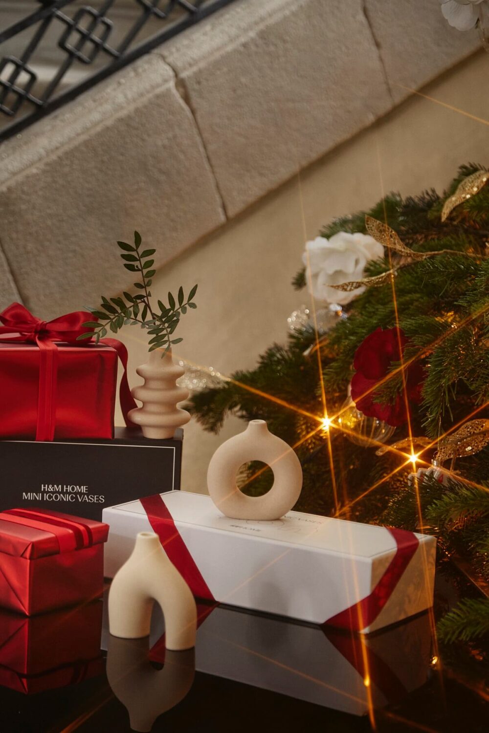 H&M HOME Christmas 2023: A Glittery and Joyful Holiday Season 22 hm-home-christmas-collection