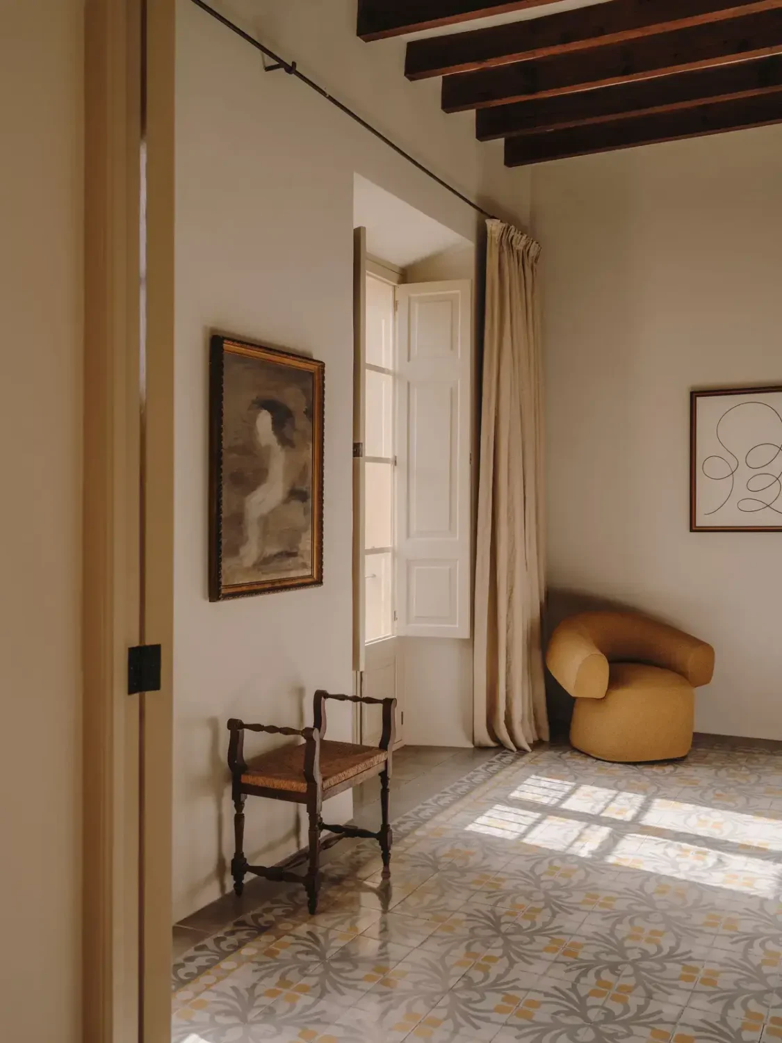 A Historic Townhouse on Majorca with a Striped Pool 15 majorcan-townhouse-mediterranean-style