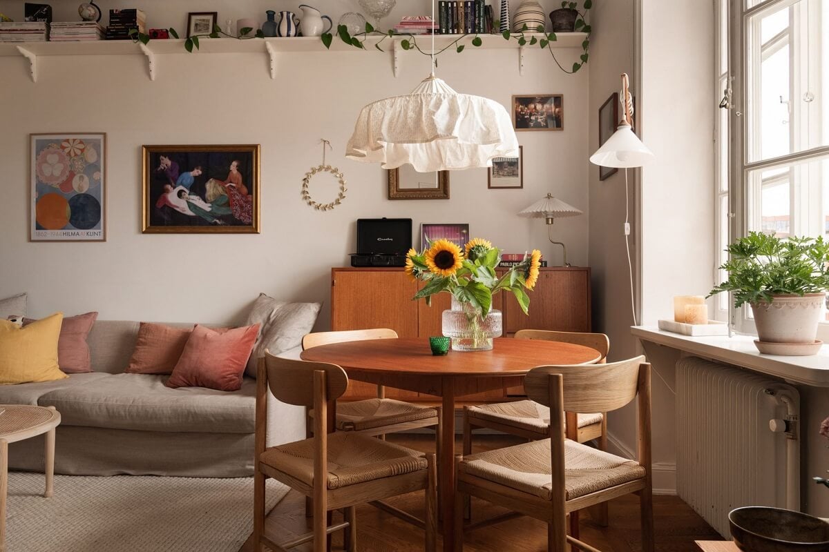 A Lovely Swedish Apartment with William Morris Bedroom 4 nordic-living-room-warm-neutral-color-scheme-nordroom