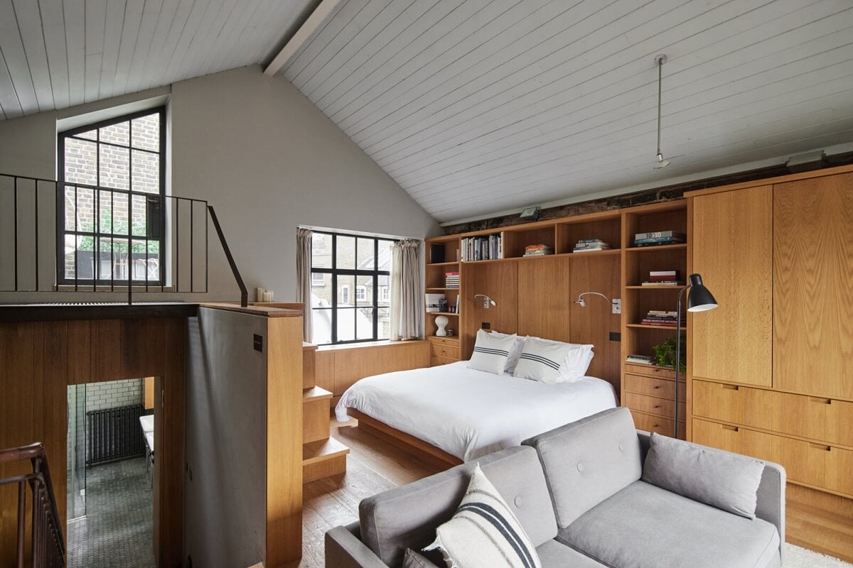 A Modern London Home with Custom Built Oak Furniture 16 open-plan-bedroom-custom-built-in-furniture-nordroom