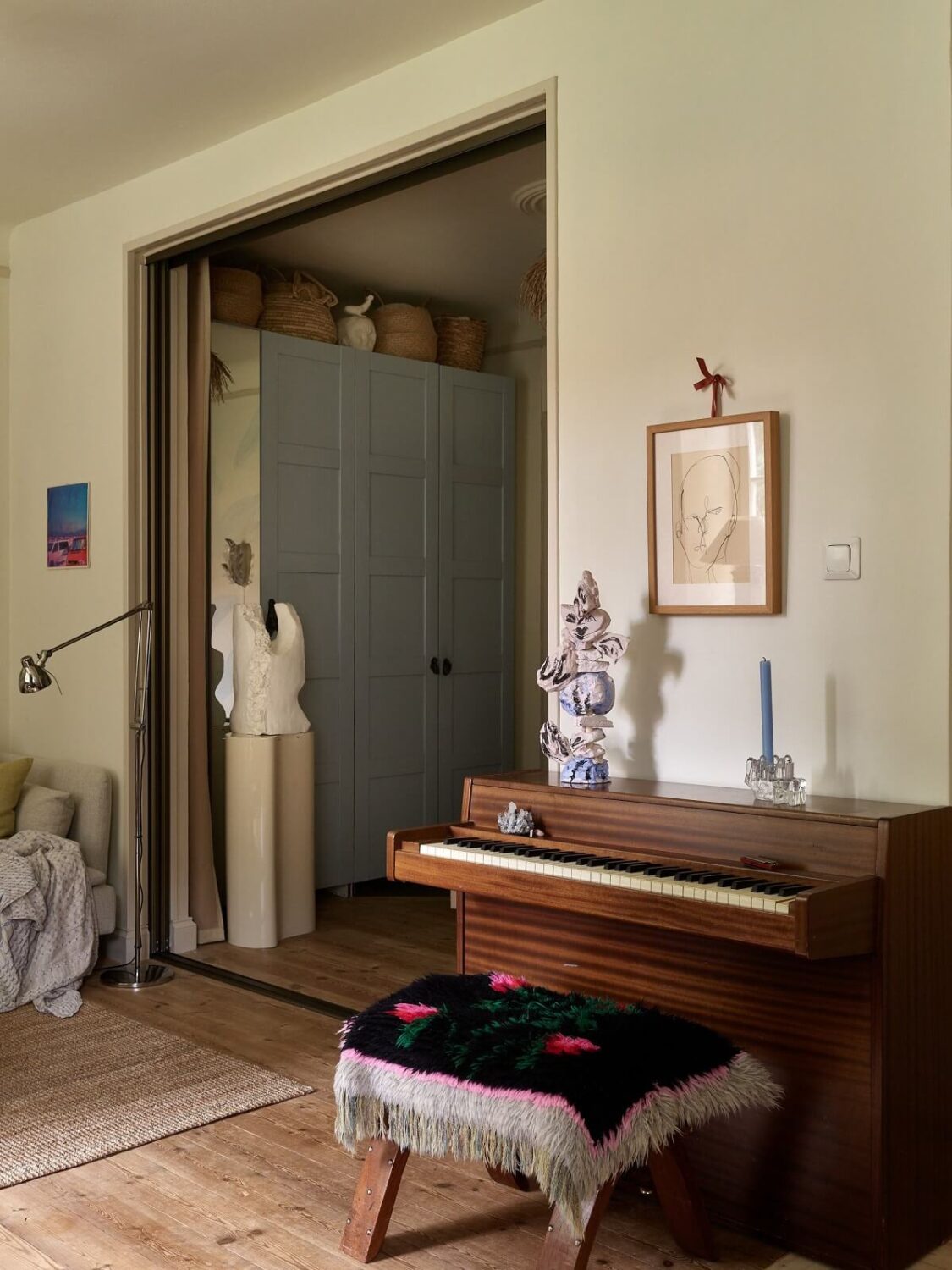 Sliding Glass Doors in a Scandinavian Apartment 5 piano-open-plan-apartment-nordroom