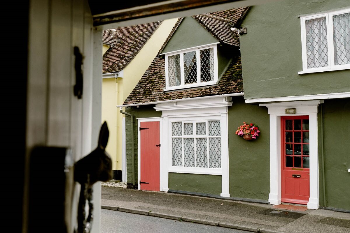 A Charming English Cottage with Color Accents 22 street-view-english-cottage-nordroom