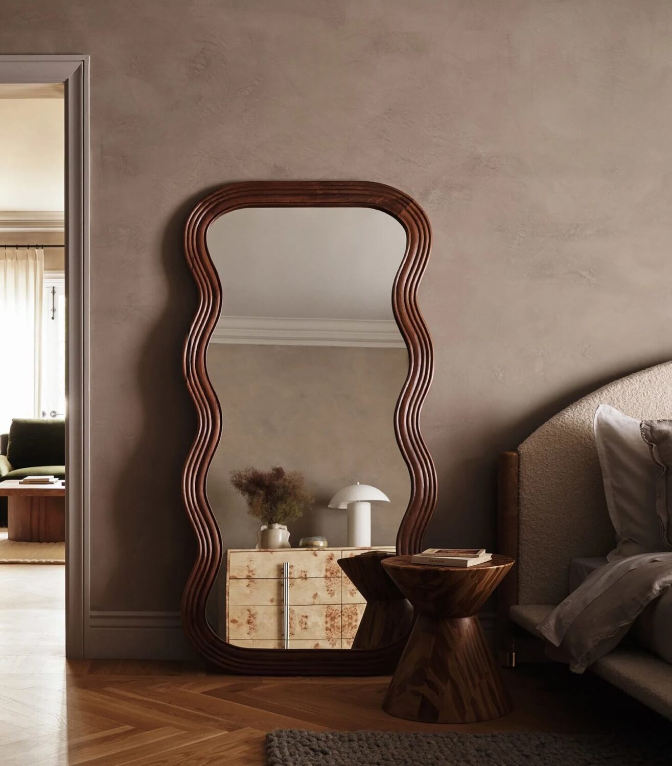 Interior Design Trends for 2024: Comfort, Nature, and Warmth 4 wavy-mirror-bedroom-interior-trends-nordroom