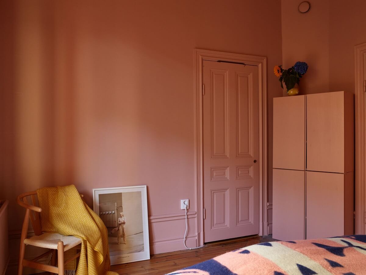 A Small Stockholm Apartment Filled with Color 16 all-pink-bedroom