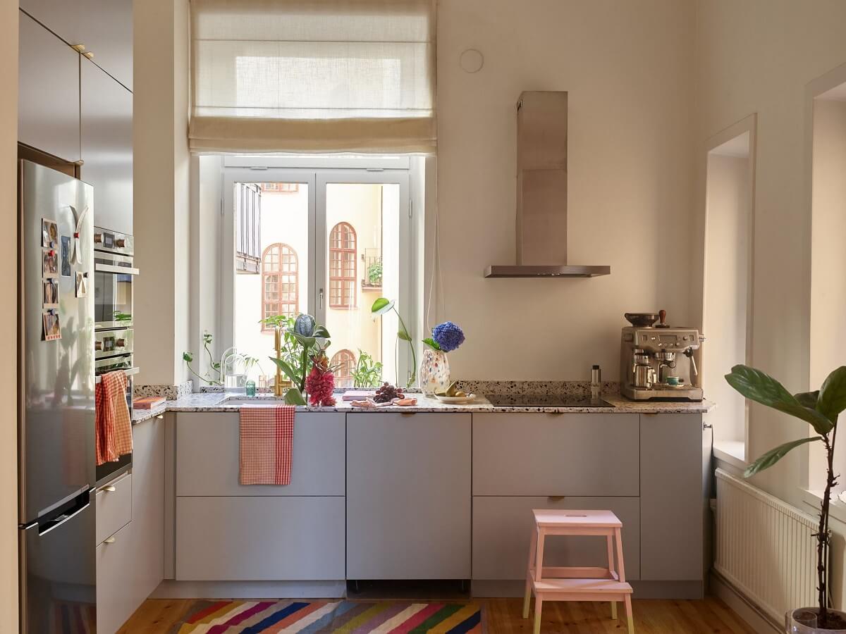 A Small Stockholm Apartment Filled with Color 7 bright-scandinavian-kitchen