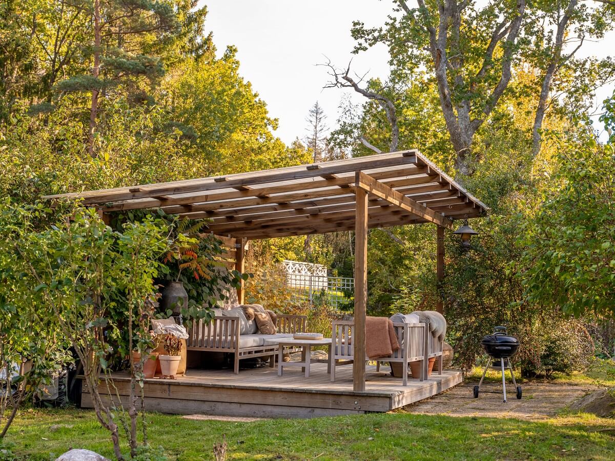 An Architectural Wooden Home with Open Spaces 24 garden-covered-terrace