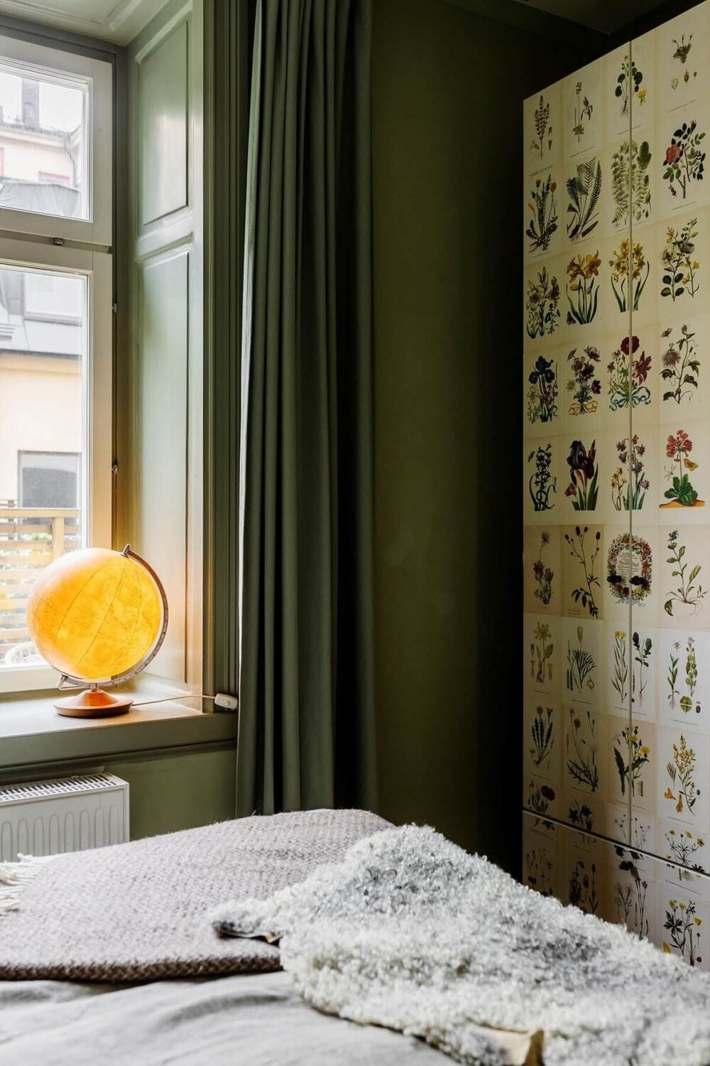 A Vintage Style Apartment in Stockholm 11 green-bedroom-wardrobes-nordroom