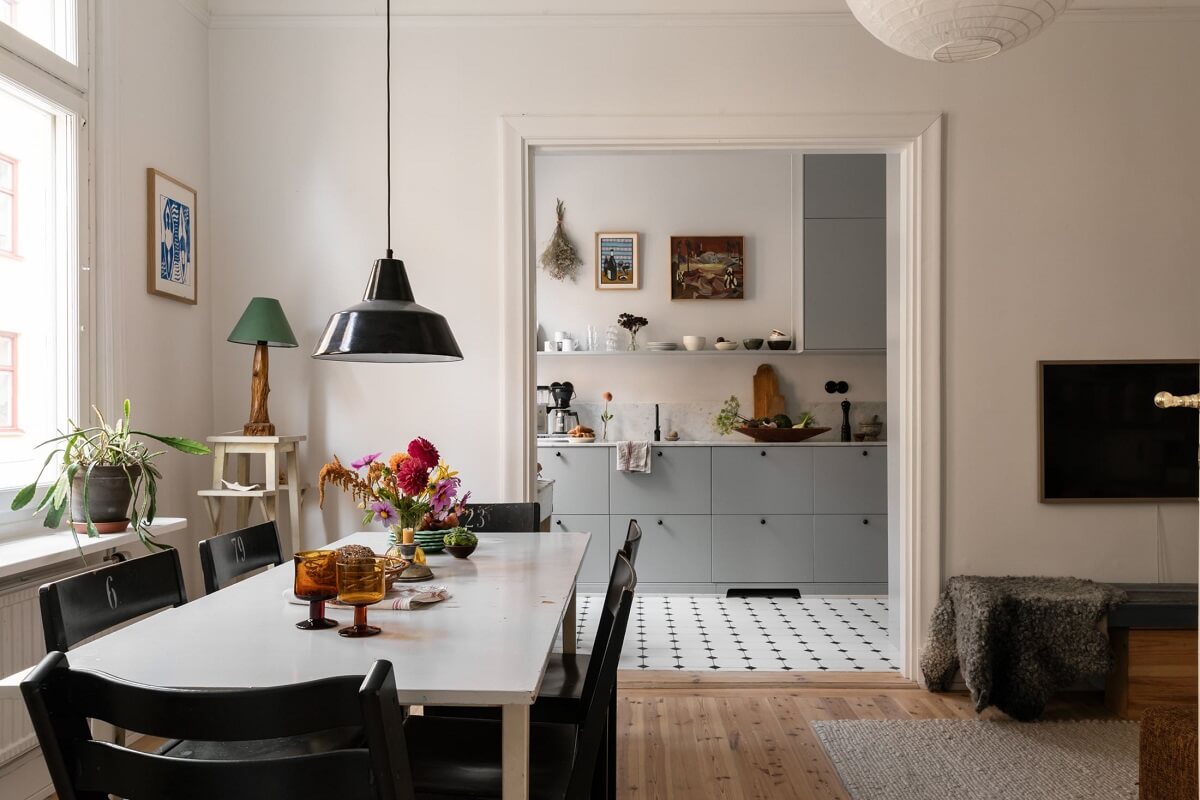 A Bright Scandinavian Apartment with a Light Gray Kitchen 7 open-plan-living-kitchen-nordroom