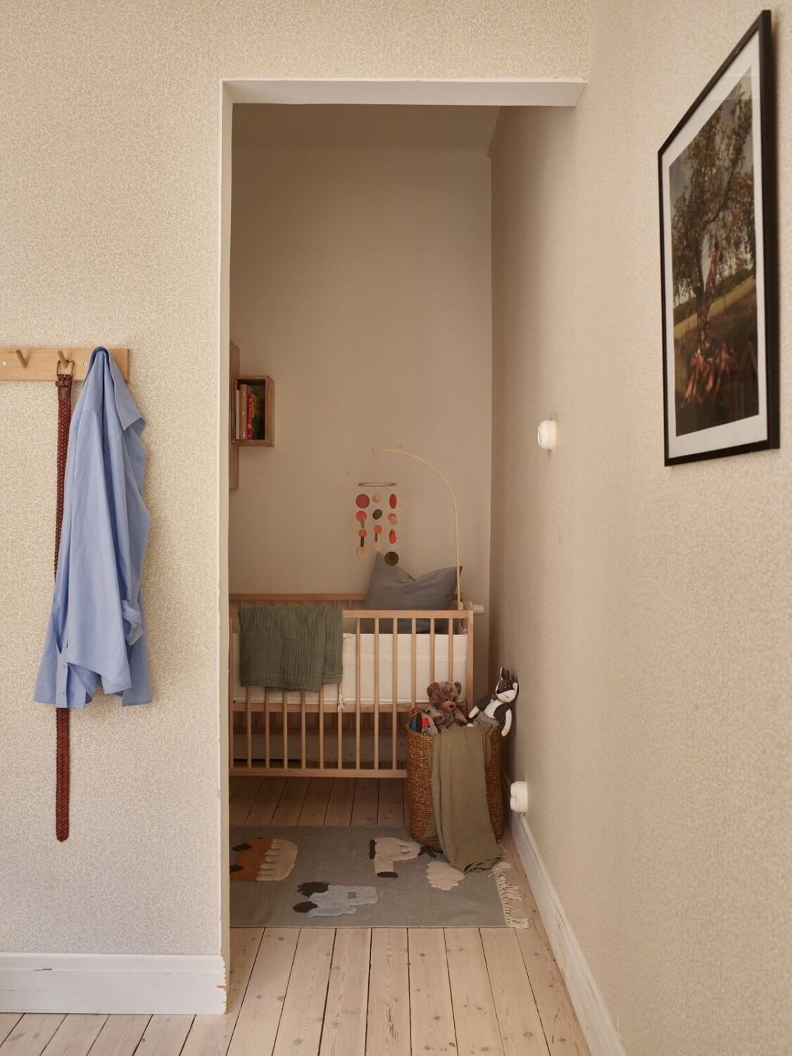 Pastel Colors in a Light Scandinavian Apartment 15 small-baby-room-nordroom