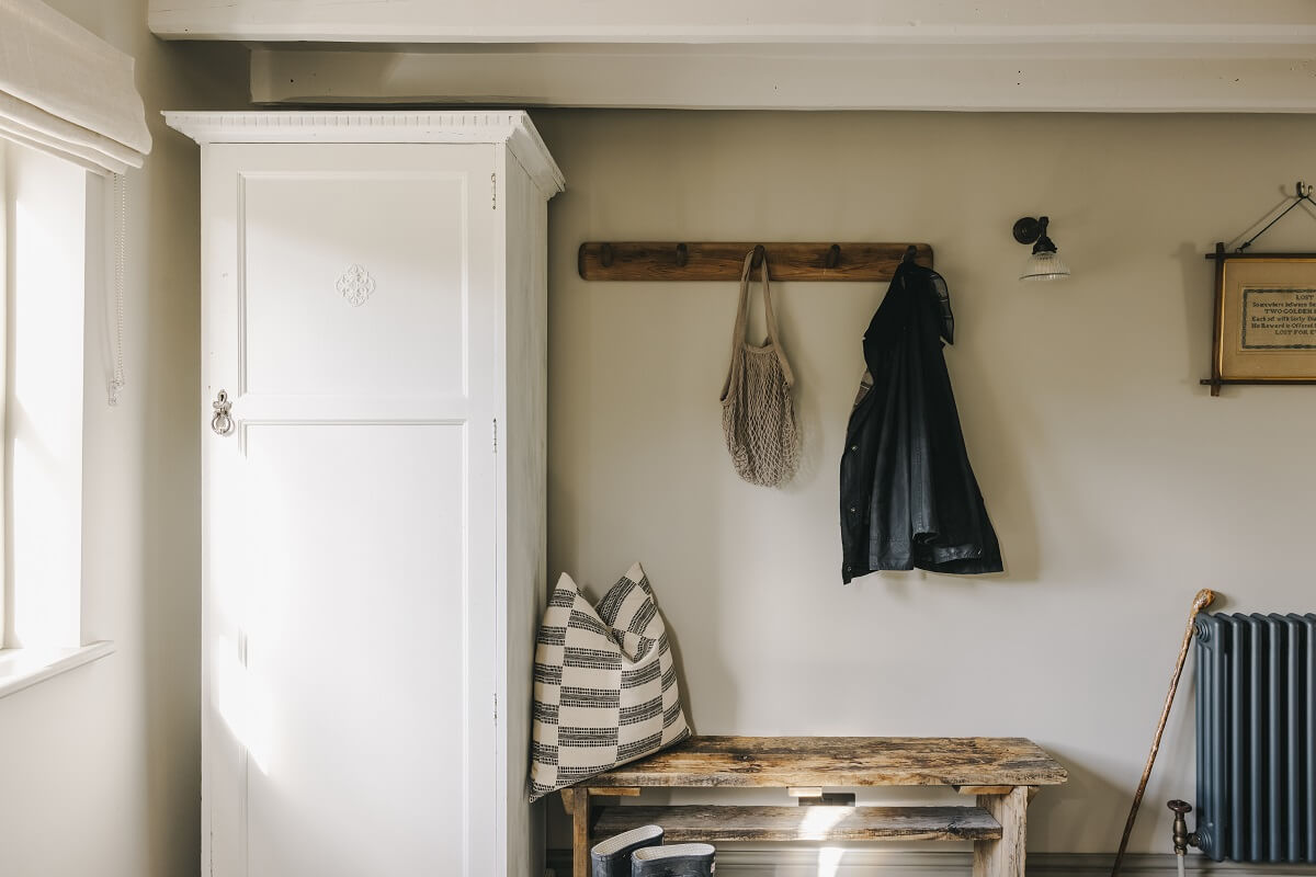 The Workers Cottage: An English Holiday Home with a Royal Past 8 the-workers-cottage-utility-room