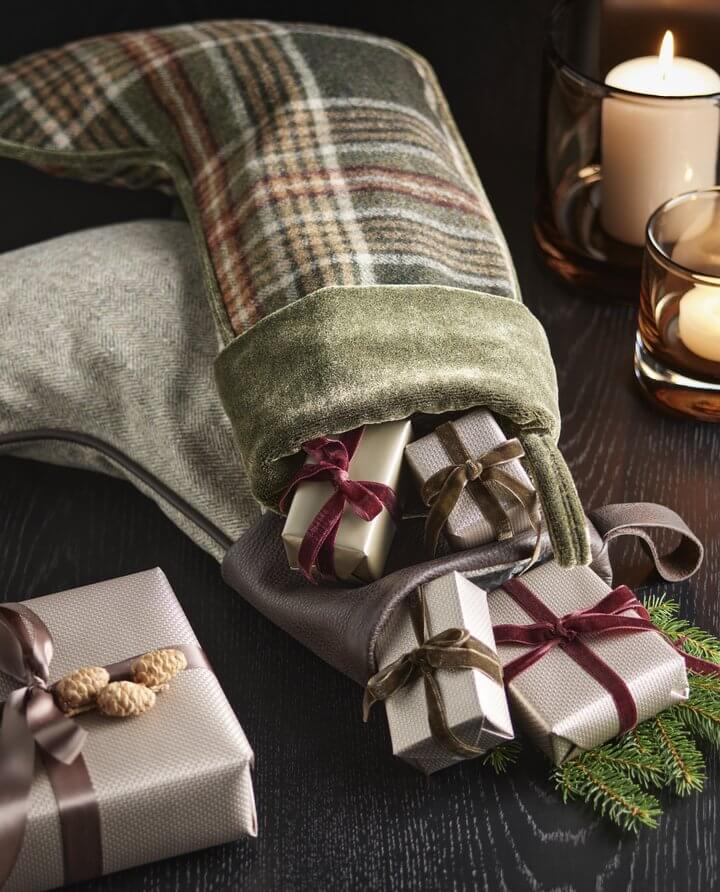 A Modern Norwegian Log House Decorated for Christmas 7 christmas stocking