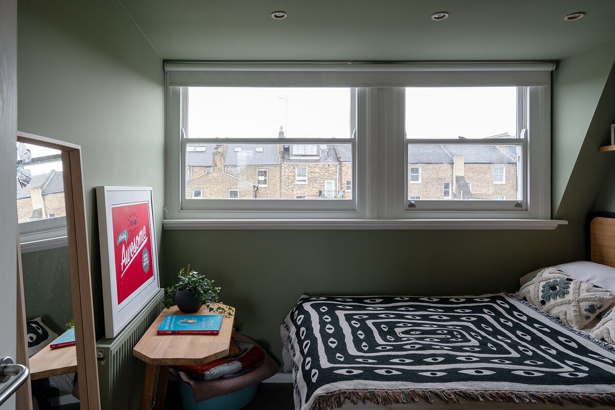A Green and Pink London Townhouse with A Modern Extension 24 green-bedroom-nordroom