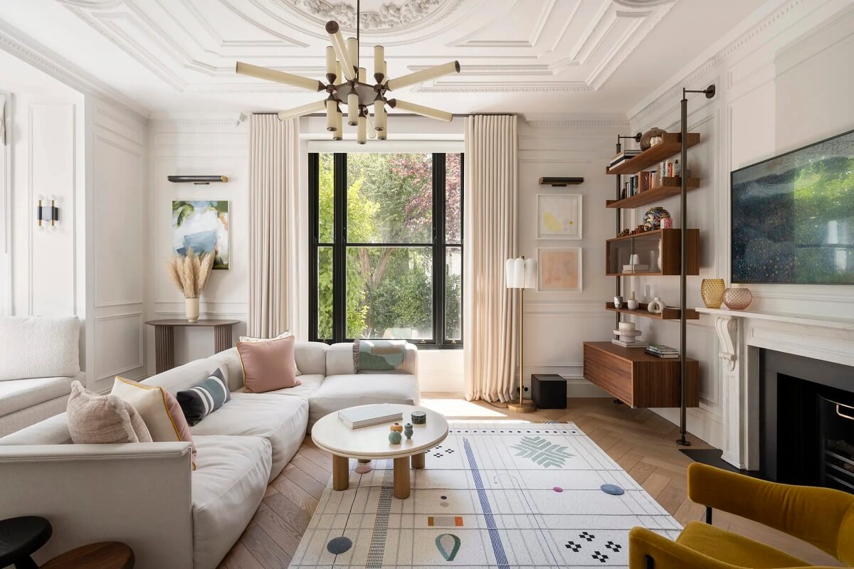 An Award-Winning Apartment with Color Accents in Notting Hill 2 light-colored-living-room-notting-hill-apartment-nordroom