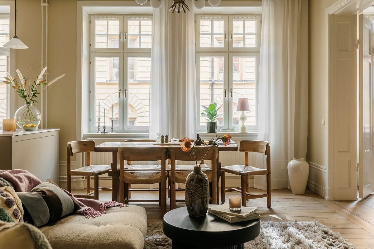 A Cozy Scandinavian Apartment with a Cobalt Color Accent 4 open plan living dining room