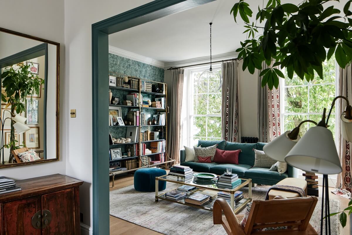Blue Color Accents in a Restored London Townhouse 6 open-plan-living-room-blue-color-accents-nordroom