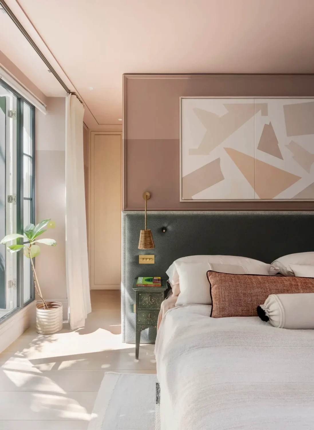 An Award-Winning Apartment with Color Accents in Notting Hill 13 pink-bedroom-green-headboard-notting-hill-apartment-nordroom