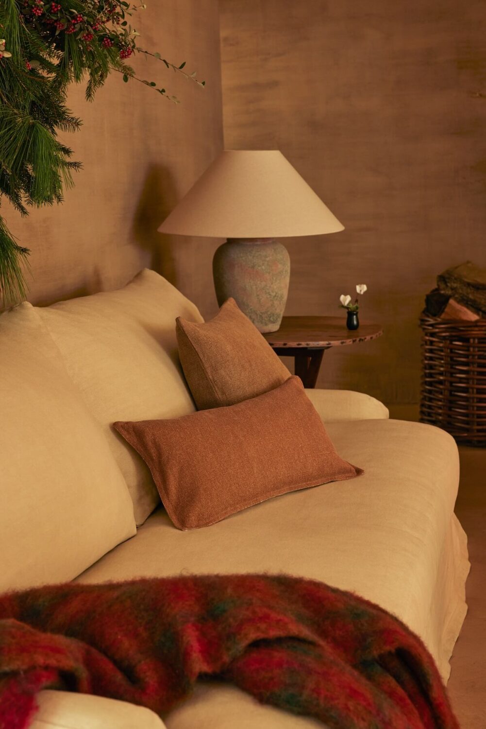 Zara Home Christmas Collection 2023 2 sofa-zara-home-christmas-2023-nordroom