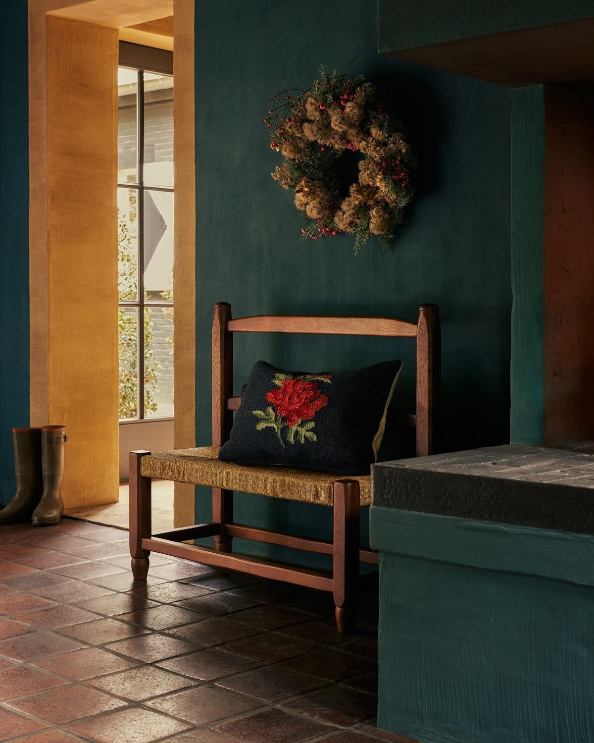 Zara Home Christmas Collection 2023 9 zara-home-christmas-green-living-room-nordroom
