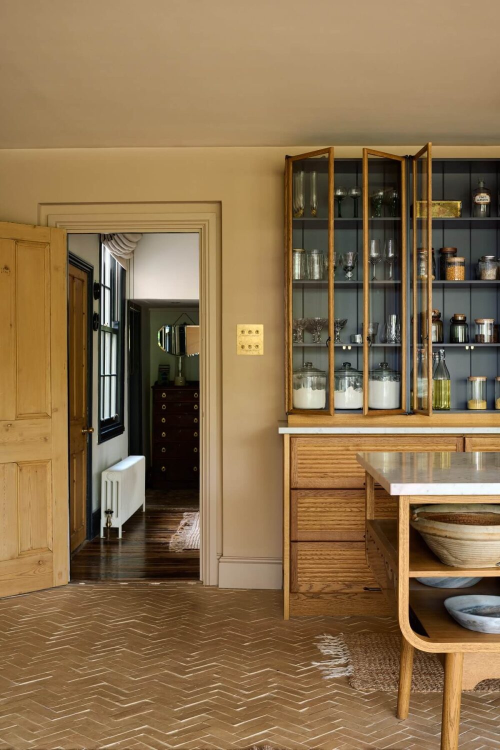 A deVOL Haberdasher's Kitchen for the Owner of Bert & May 14 The-Haberdasher's-Kitchen-deVOL-detail
