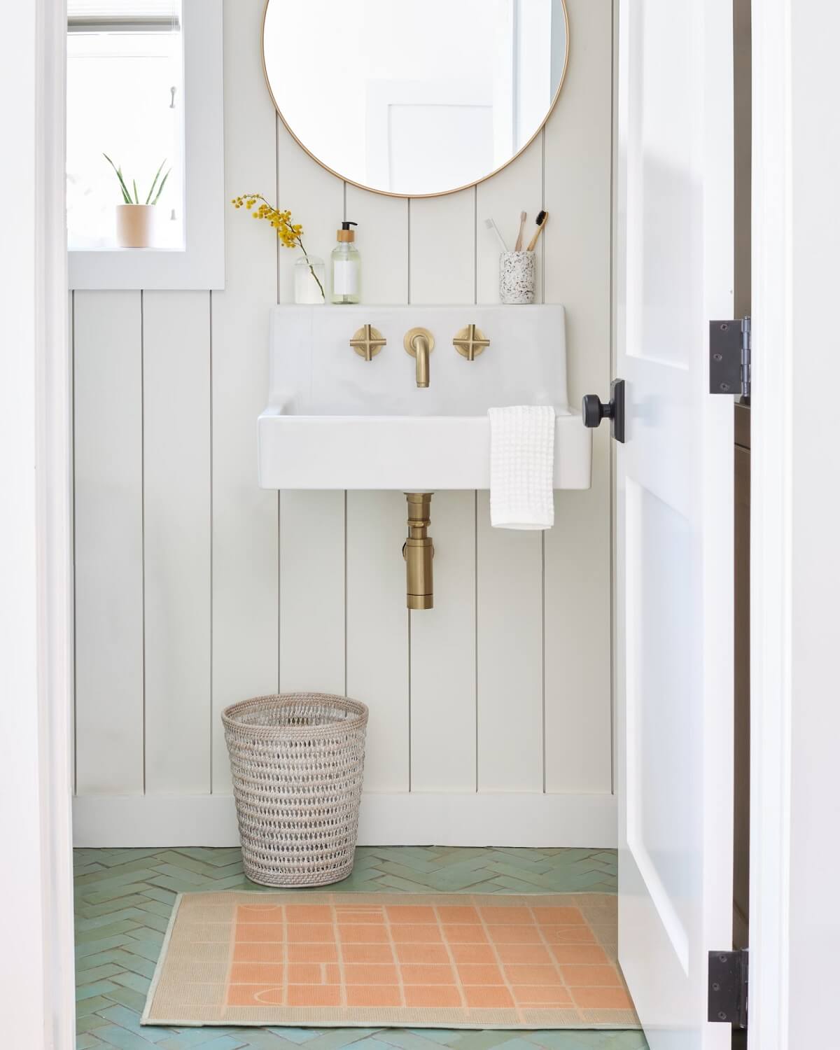 Pantone Color of the Year 2024 Home Decor Inspiration 18 bathroom Pantone_Peach_Fuzz_Neutral_Grid_Play_Rug_Ruggable