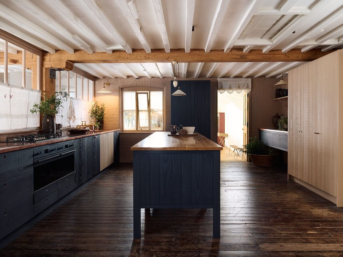 Copper Worktops in A Sebastian Cox Kitchen by deVOL 11 devol-TheSebastianCoxKitchen-nordroom